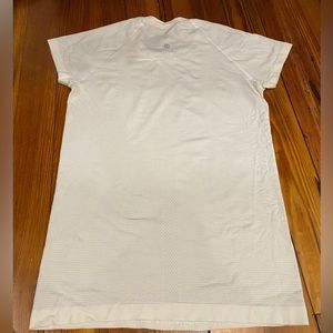lululemon Run Swiftly Short Sleeve Shirt